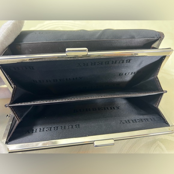 Burberry Nova Check long wallet in VGUC - Picture 6 of 7